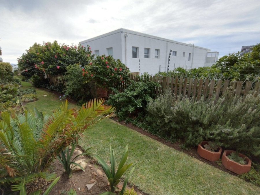 3 Bedroom Property for Sale in Wavecrest Eastern Cape